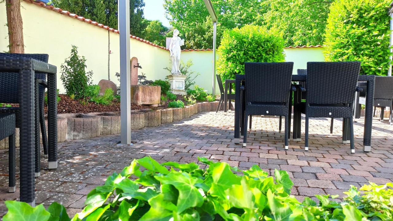 Hotel Speeter Weisenheim am Berg Ngoại thất bức ảnh