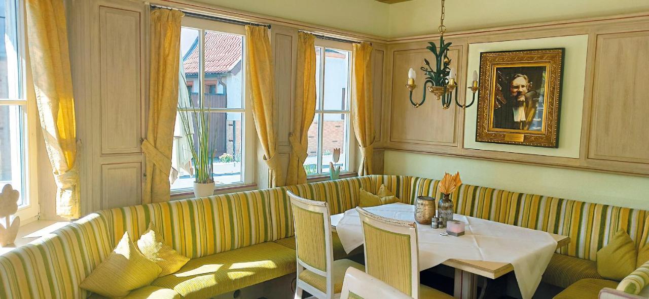 Hotel Speeter Weisenheim am Berg Ngoại thất bức ảnh