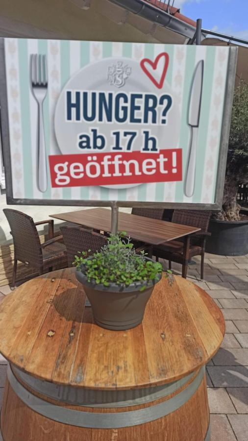 Hotel Speeter Weisenheim am Berg Ngoại thất bức ảnh