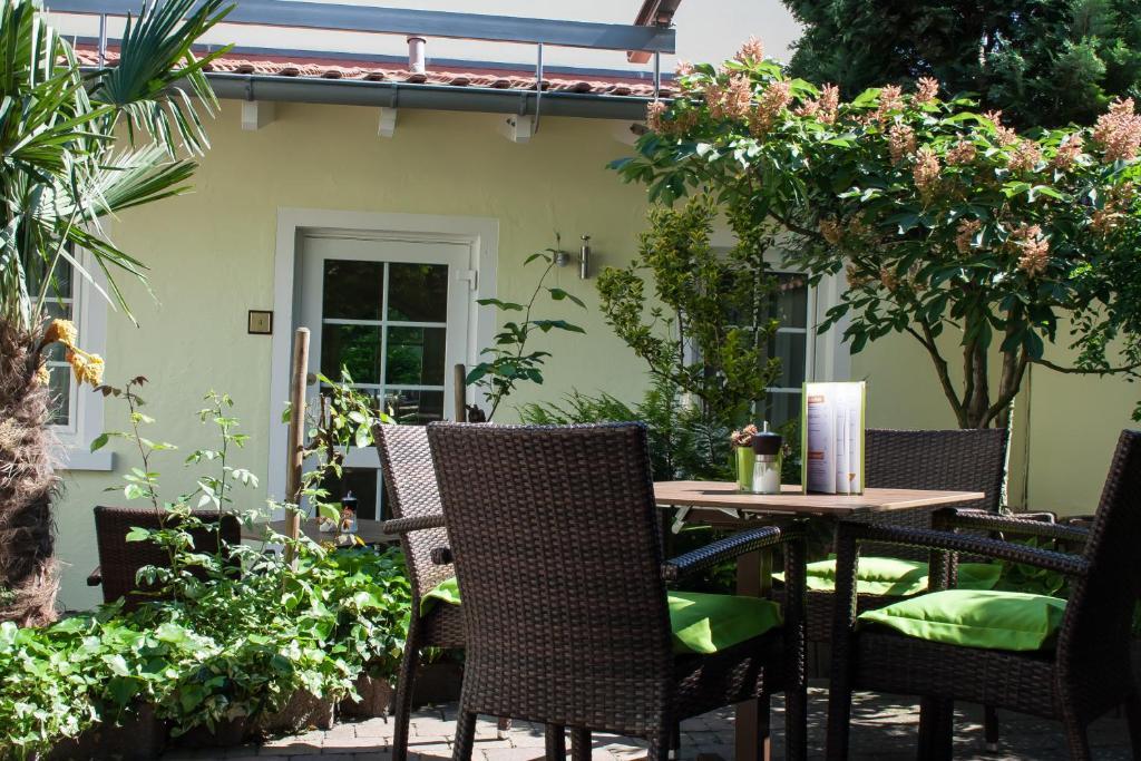 Hotel Speeter Weisenheim am Berg Ngoại thất bức ảnh
