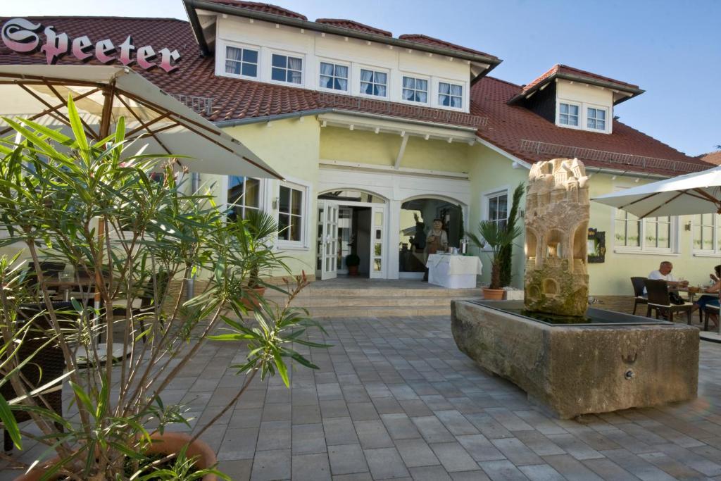 Hotel Speeter Weisenheim am Berg Ngoại thất bức ảnh