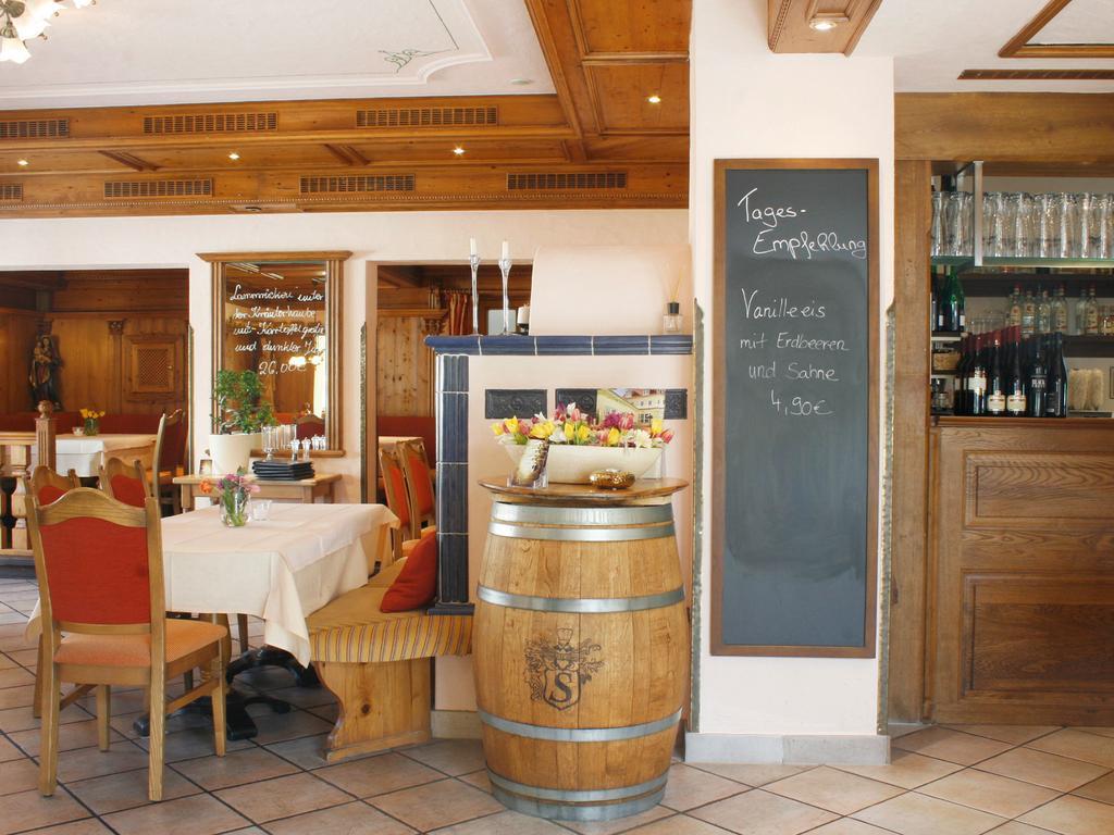 Hotel Speeter Weisenheim am Berg Ngoại thất bức ảnh